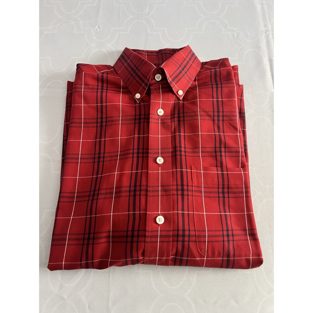 RoundTree & Yorke Men Red Plaid Casual Button Down Shirt Long Sleeve Size Medium